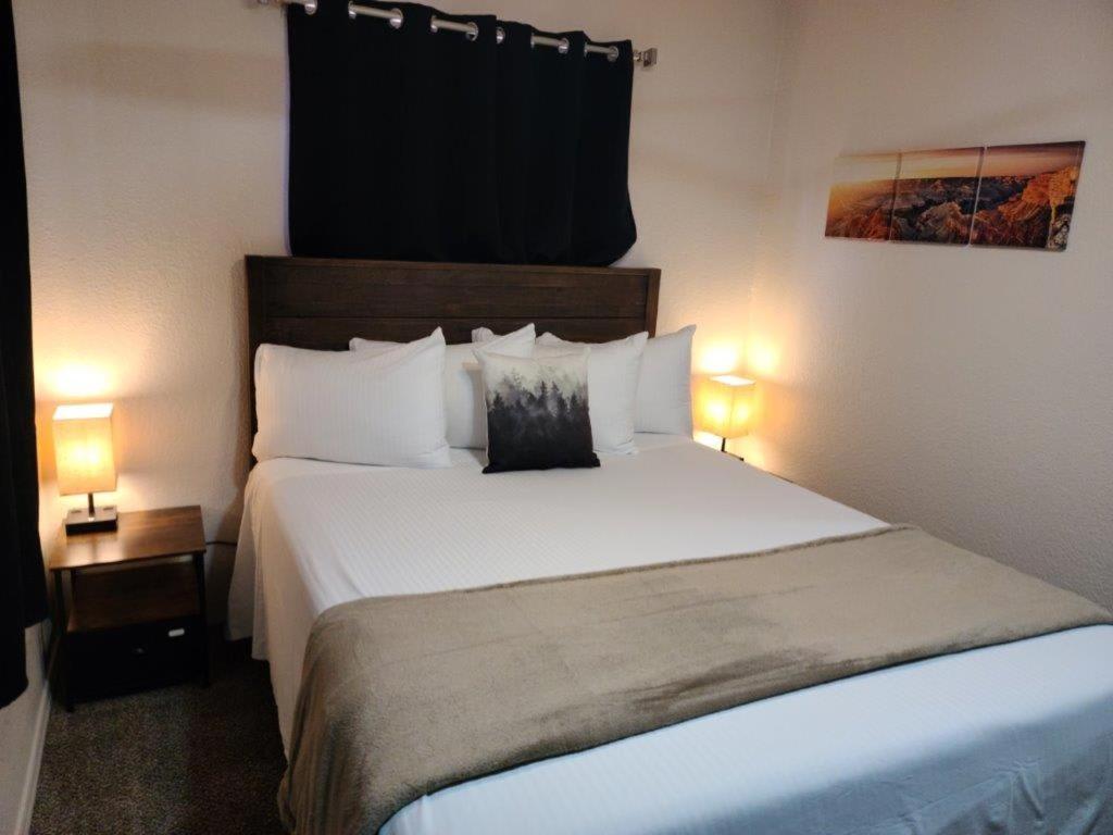 Apartment 070a Grand Canyon With Kitchenette, Accommodates 4 *