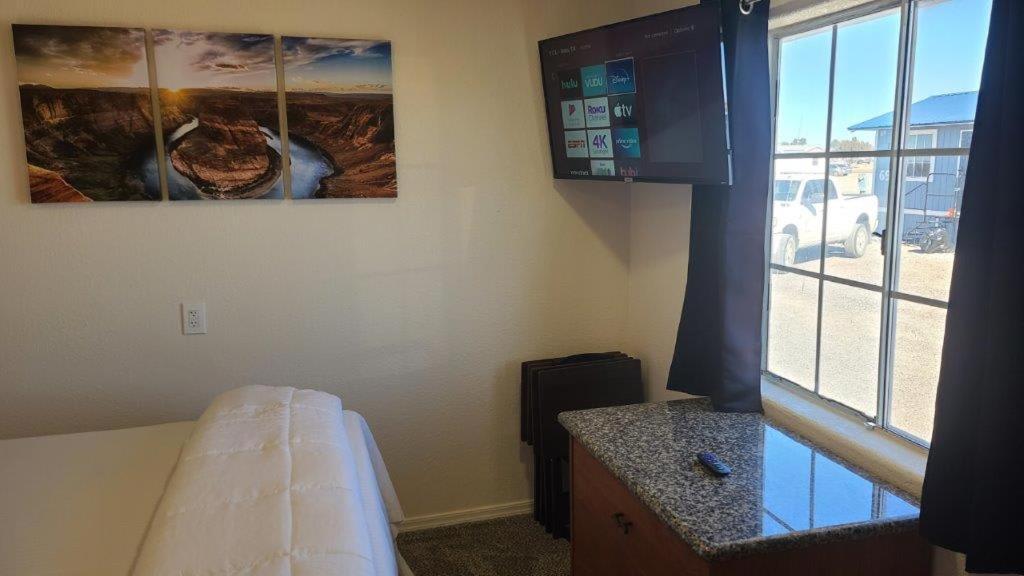070a Grand Canyon With Kitchenette, Accommodates 4 *